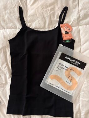 Shapermint Scoop Neck Cami with Adjustable Straps-Black